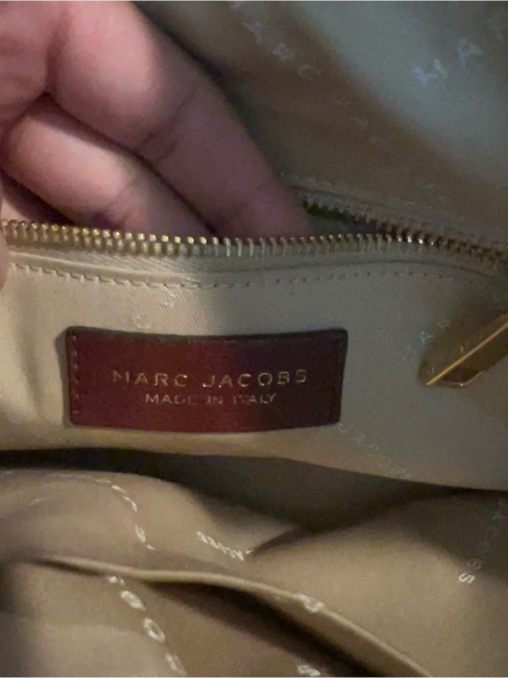 Marc Jacobs Burgundy Leather Satchel with Gold Hardware - Picture 4 of 10